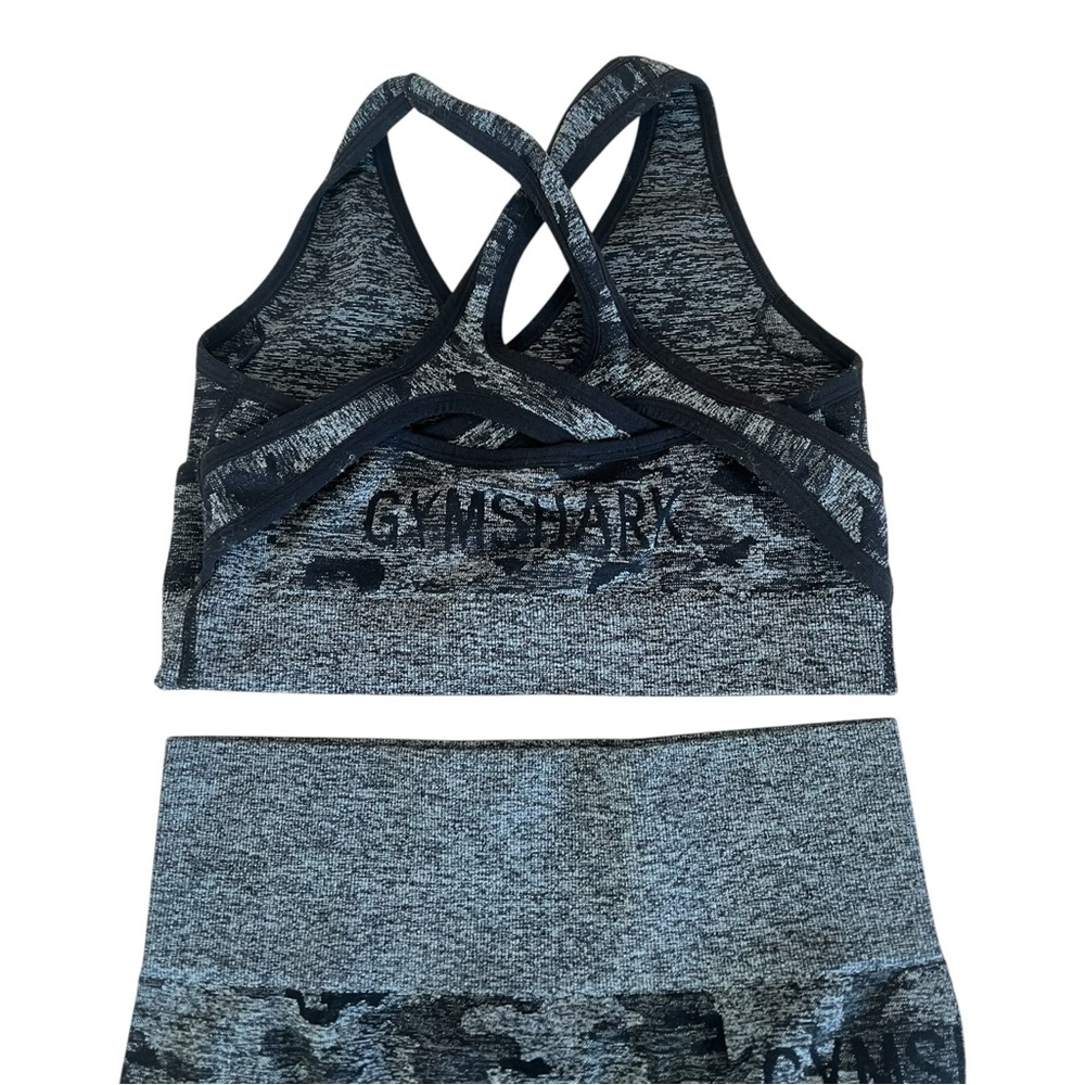 Gymshark Adapt Black Camo Seamless
High Rise Leggings Small & Sports Bra Set - Picture 5 of 5